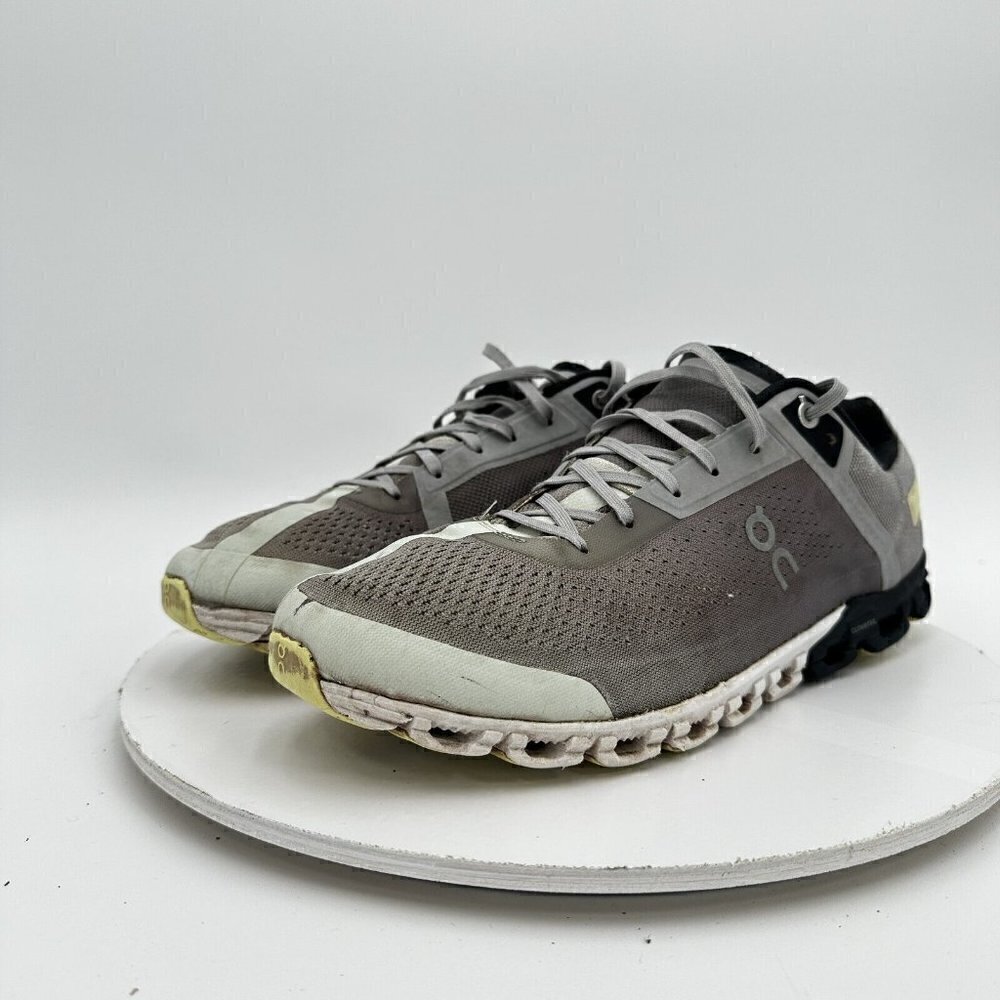 On Cloudflow 3 Swiss Engineering Men Size 9 35.99235 Alloy Magnet Running Shoes